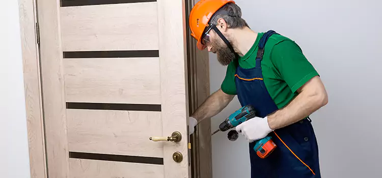 Replace Internal Door Handle with Lock Landover